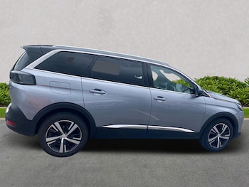 Used Peugeot 5008 2022 for sale - 76611601: Photo