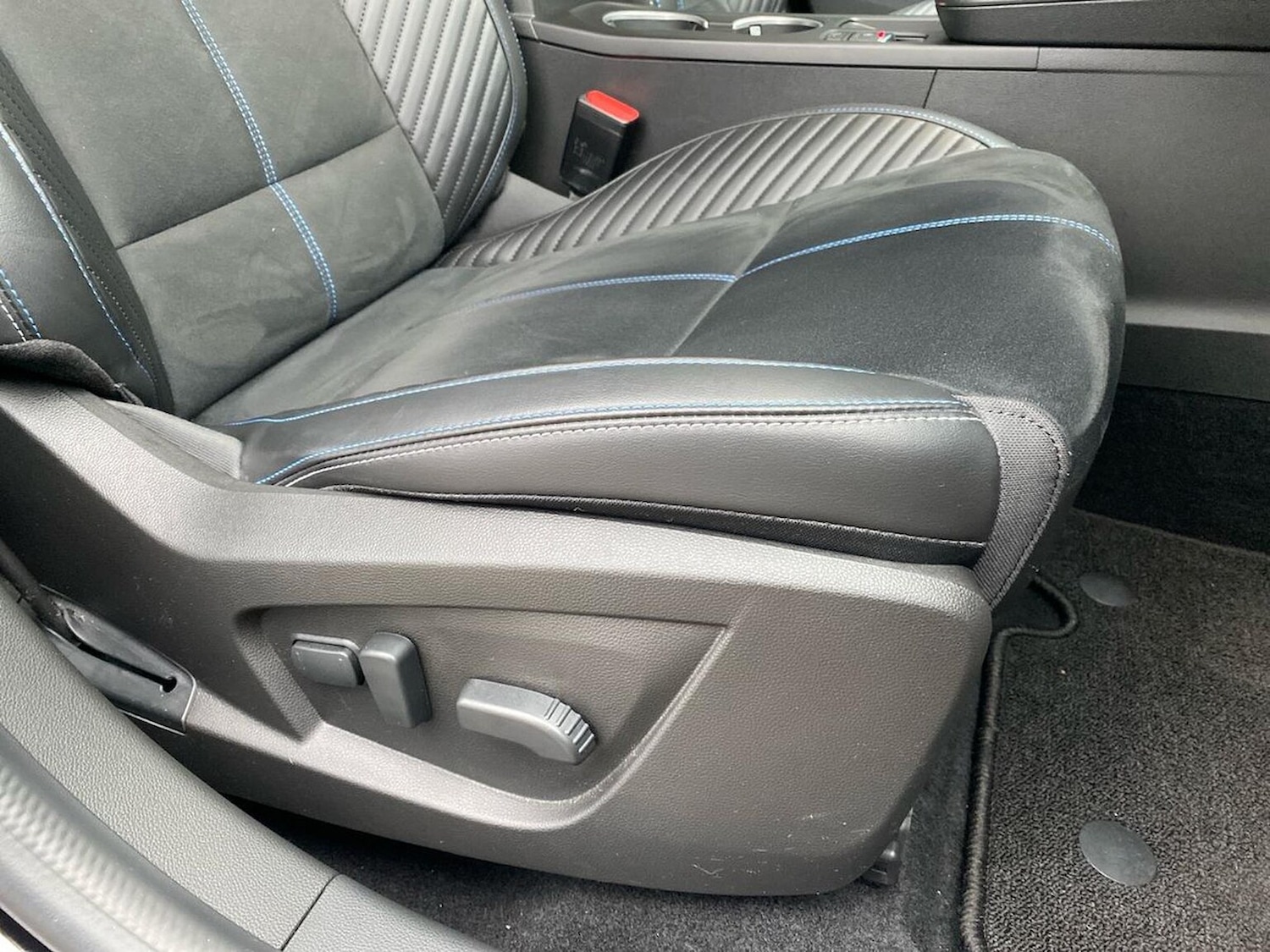 Used Renault Arkana 2023 for sale - 77984047: Photo 30