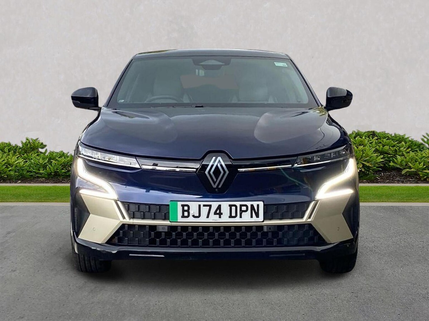 Used Renault Megane E Tech 2024 for sale - 76554236: Photo 5