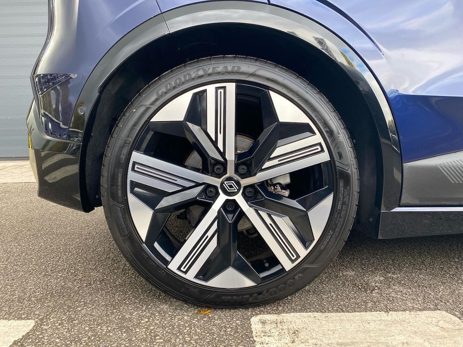 Used Renault Megane E Tech 2024 for sale - 76554236: Photo 6