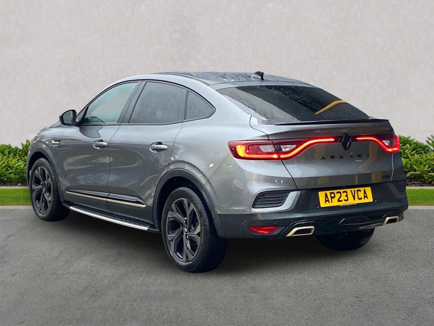 Used Renault Arkana 2023 for sale - 77023405: Photo 2