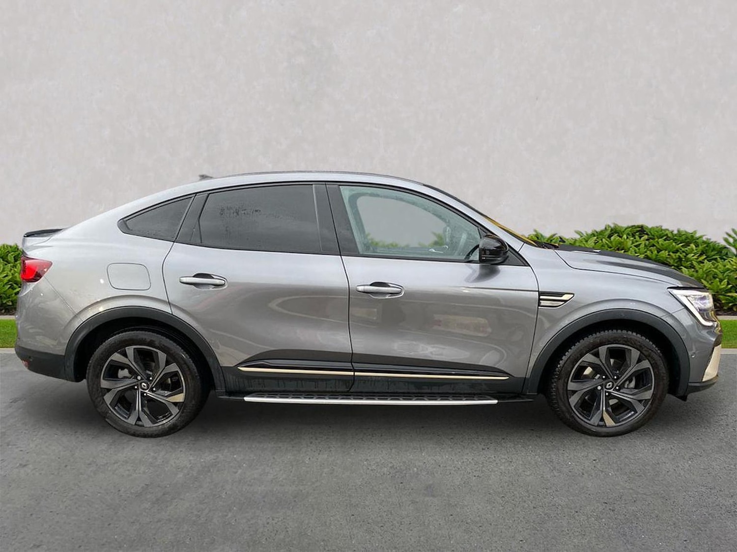 Used Renault Arkana 2023 for sale - 77023405: Photo 5