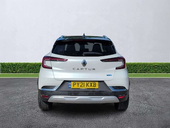 Used Renault Captur 2021 for sale - 79367577: Photo