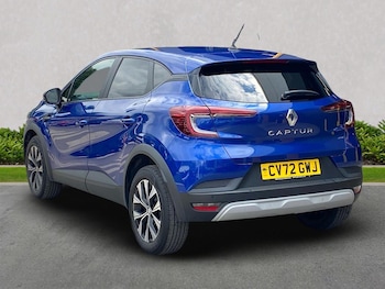 Used Renault Captur 2022 for sale - 75557415: Photo