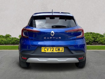 Used Renault Captur 2022 for sale - 75557415: Photo