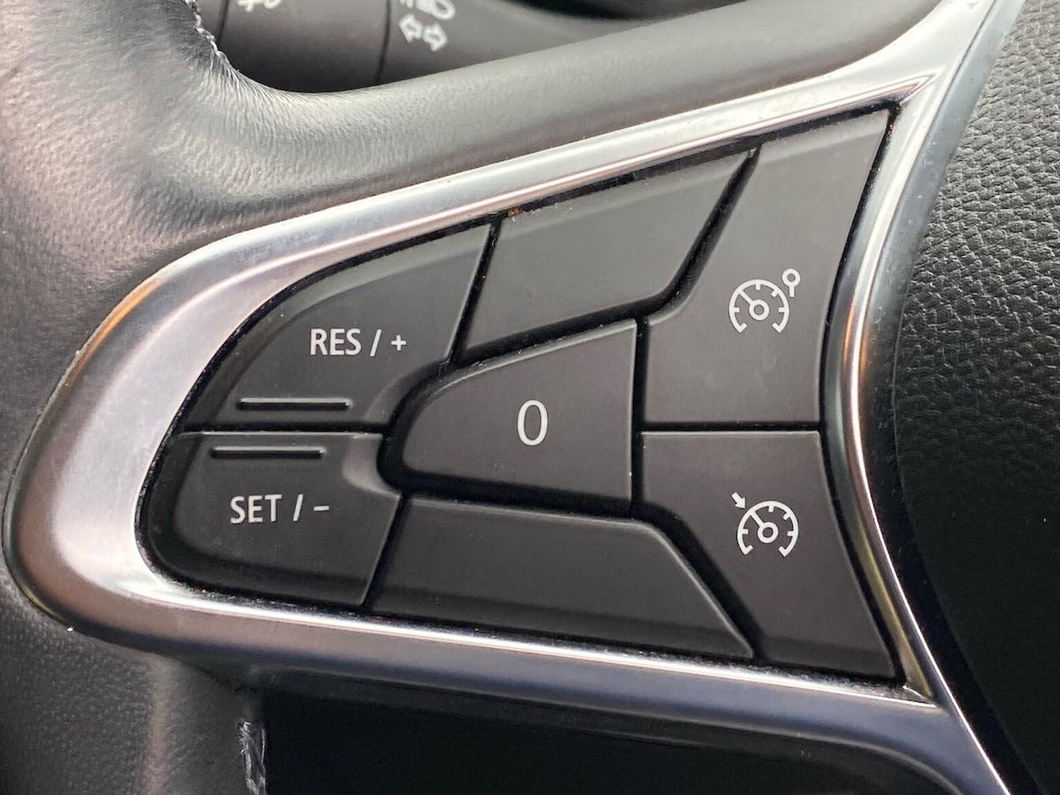Used Renault Clio 2021 for sale - 76316691: Photo 26