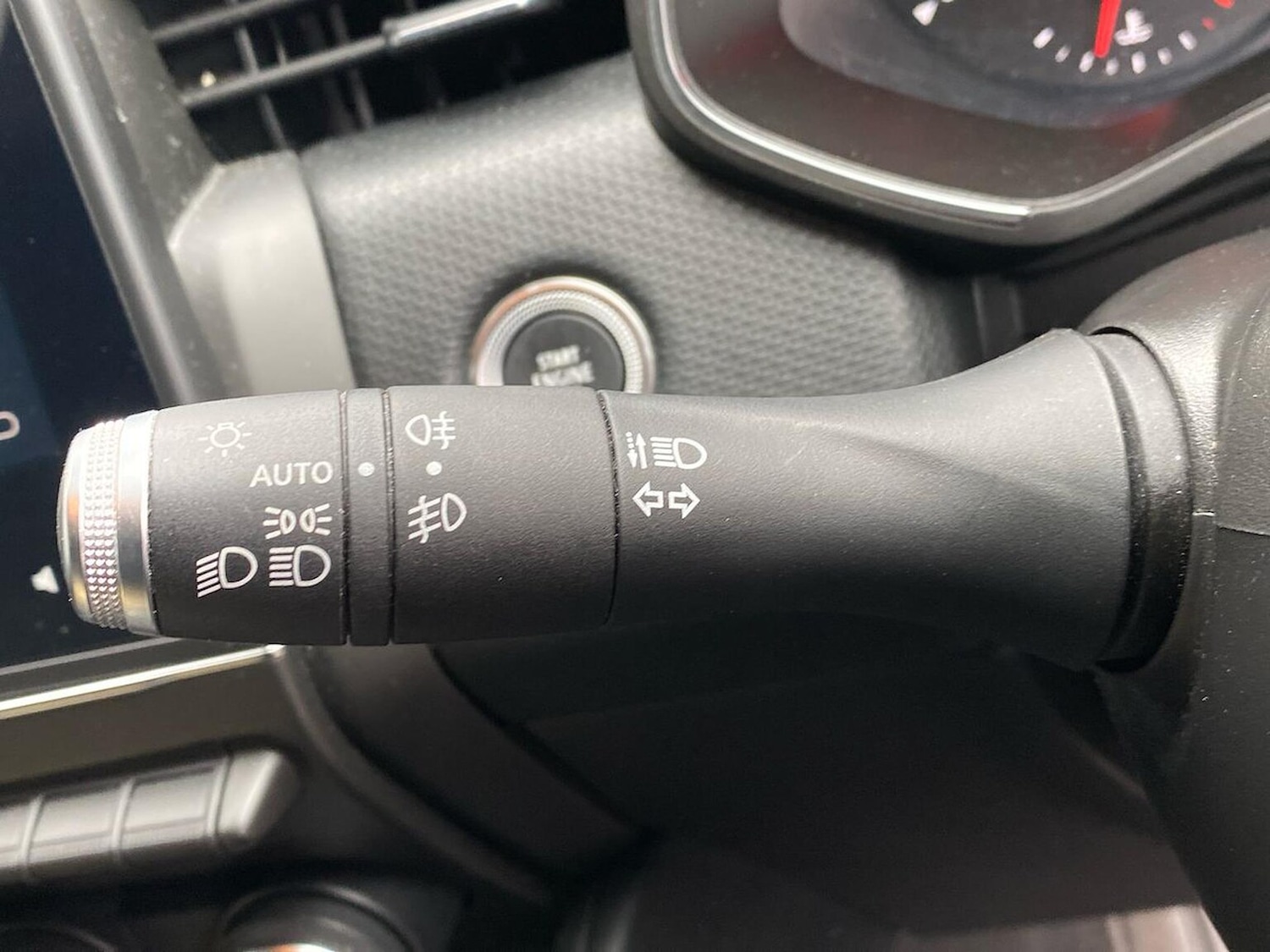 Used Renault Clio 2021 for sale - 76316691: Photo 28