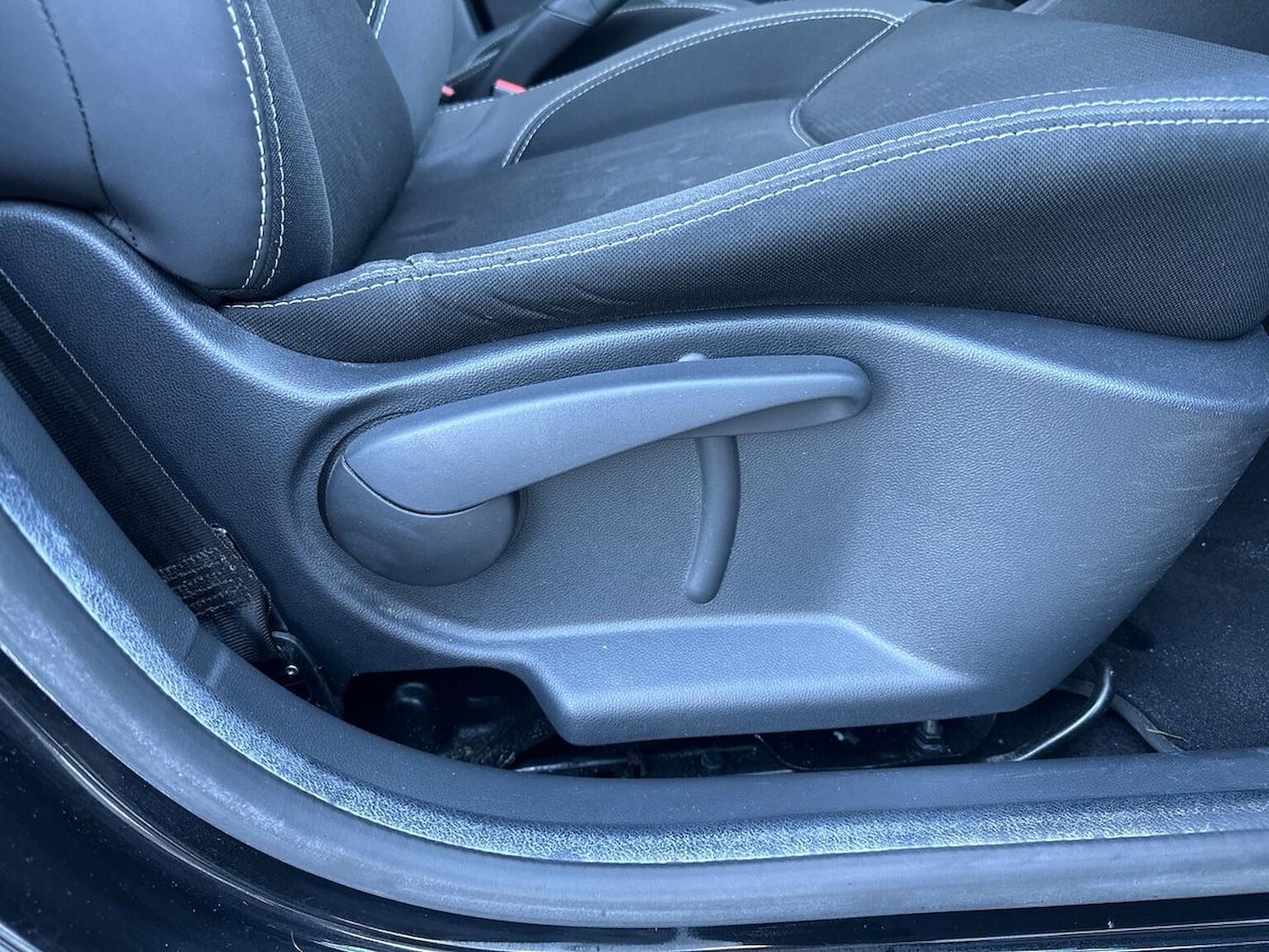 Used Renault Clio 2019 for sale - 77096975: Photo 30