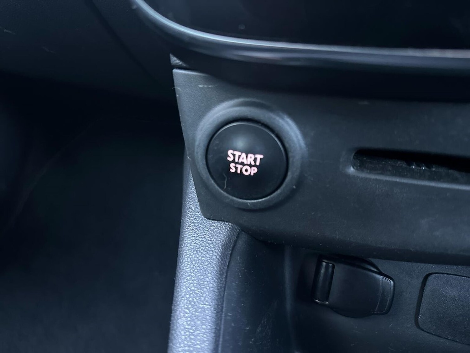 Used Renault Clio 2019 for sale - 77096975: Photo 37