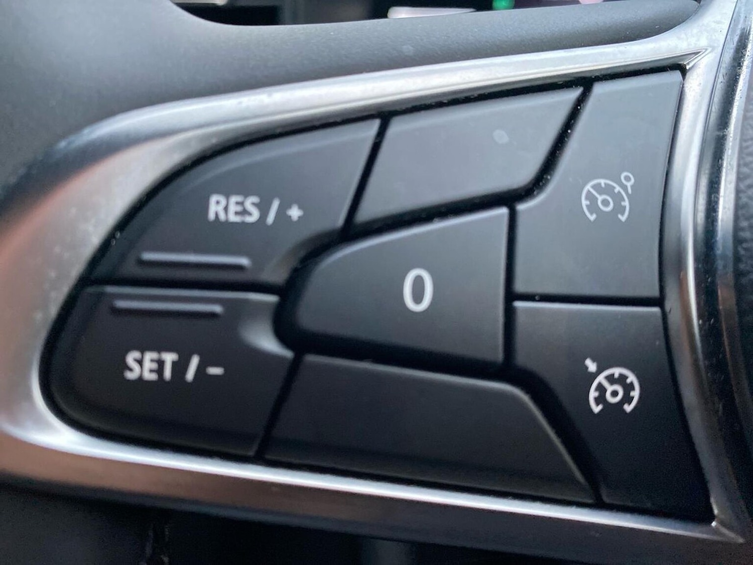 Used Renault Clio 2024 for sale - 77033498: Photo 29