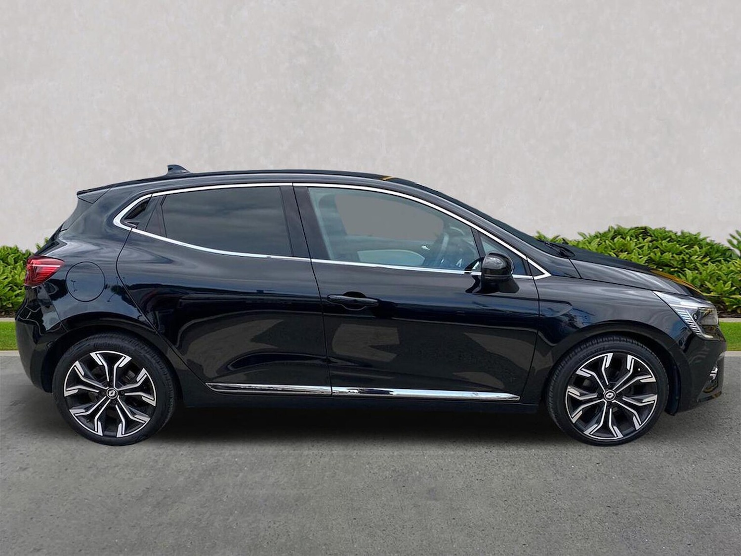 Used Renault Clio 2023 for sale - 76681745: Photo 3