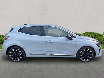 Used Renault Clio 2025 for sale - 78846514: Photo