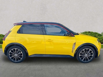 Used Renault 5 2026 for sale - 78615096: Photo