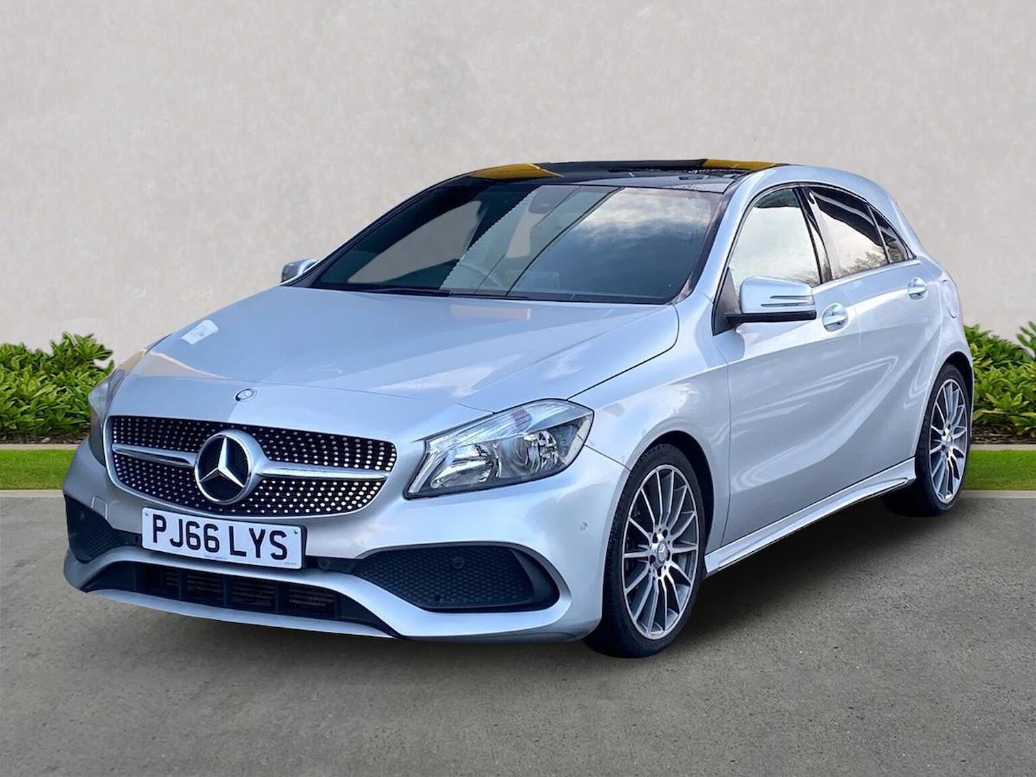 Used Mercedes-Benz A-Class 2016 for sale - 76958735: Photo 20