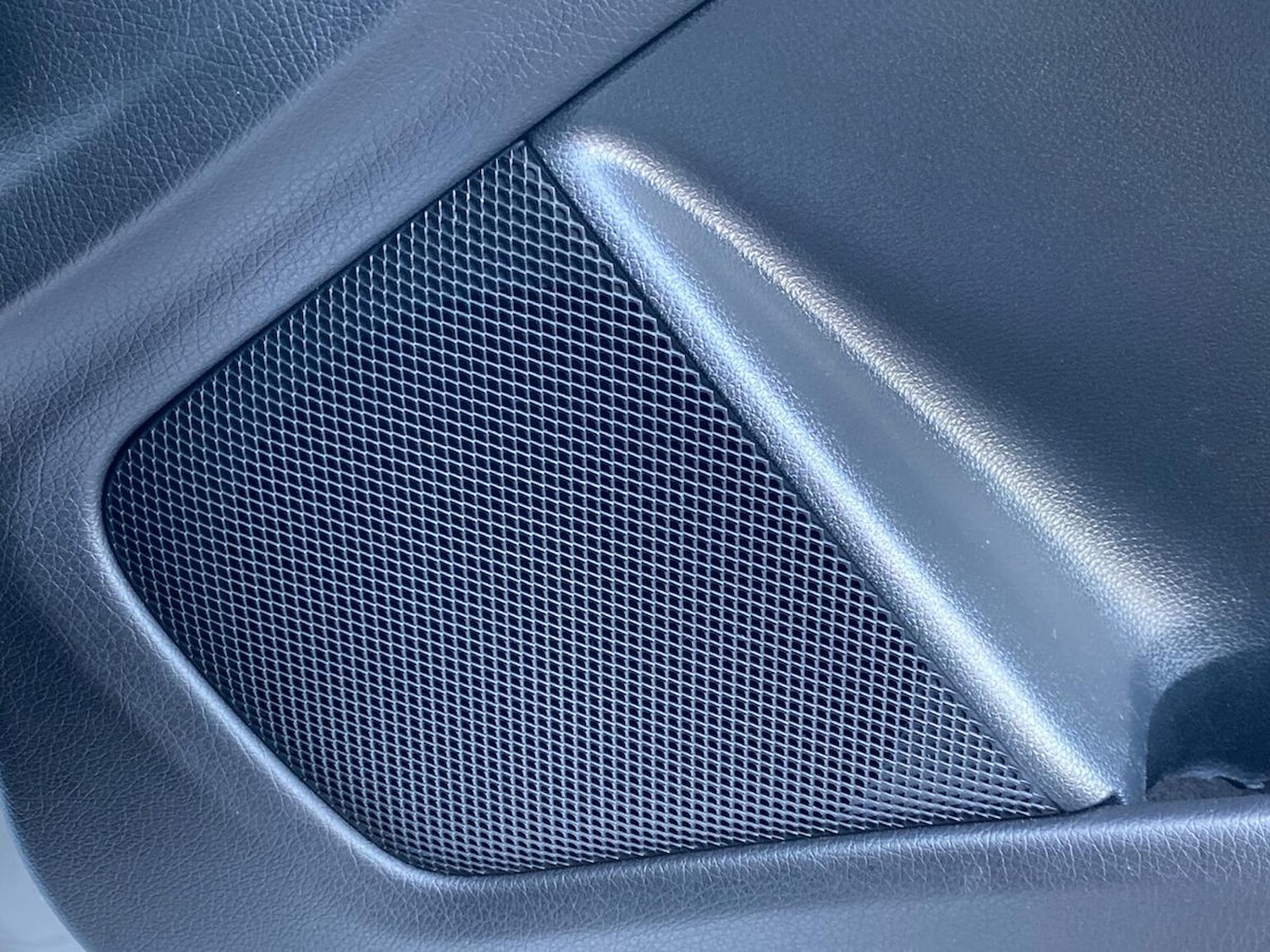 Used Mercedes-Benz A-Class 2016 for sale - 76958735: Photo 31