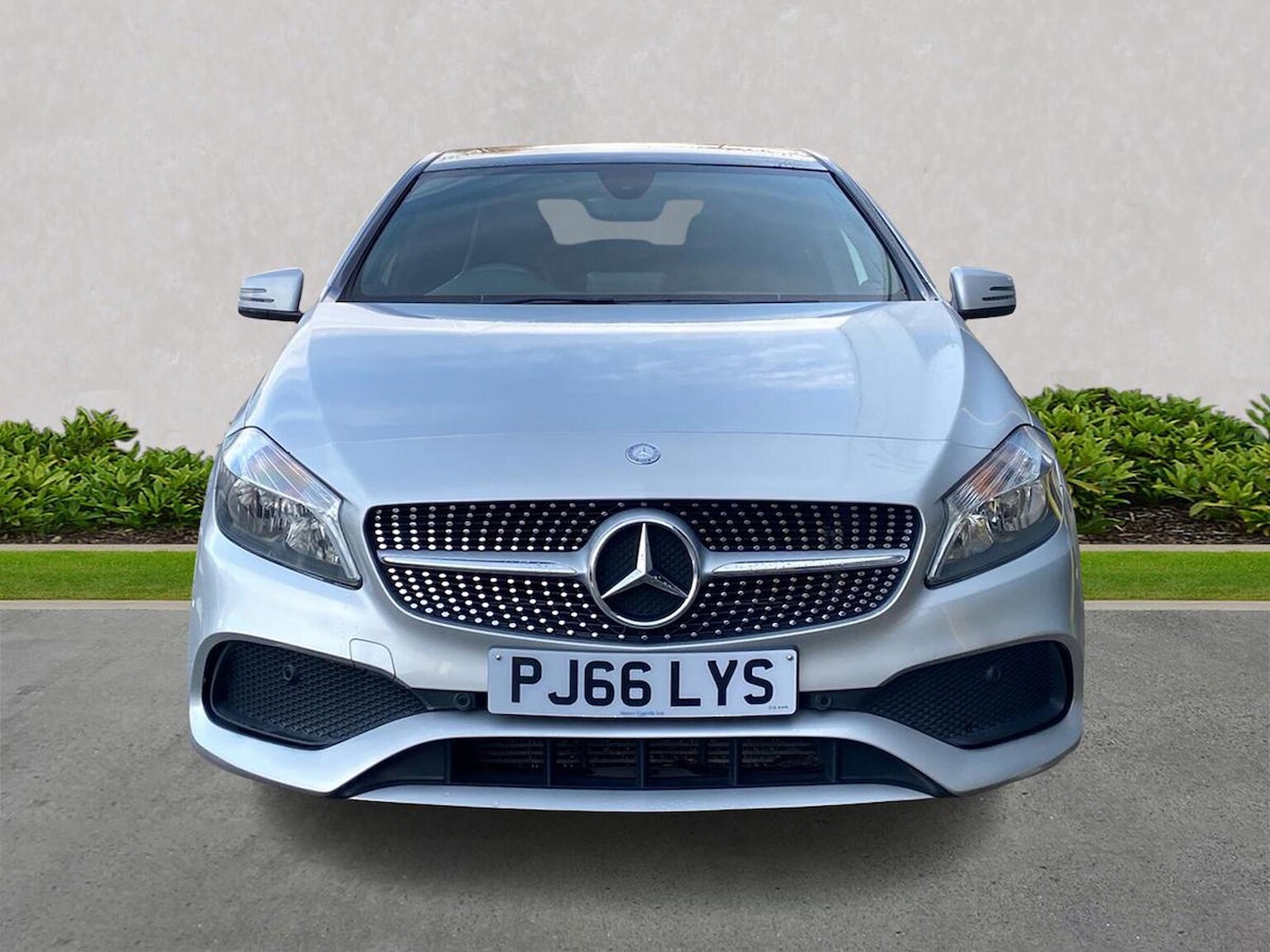 Used Mercedes-Benz A-Class 2016 for sale - 76958735: Photo 5