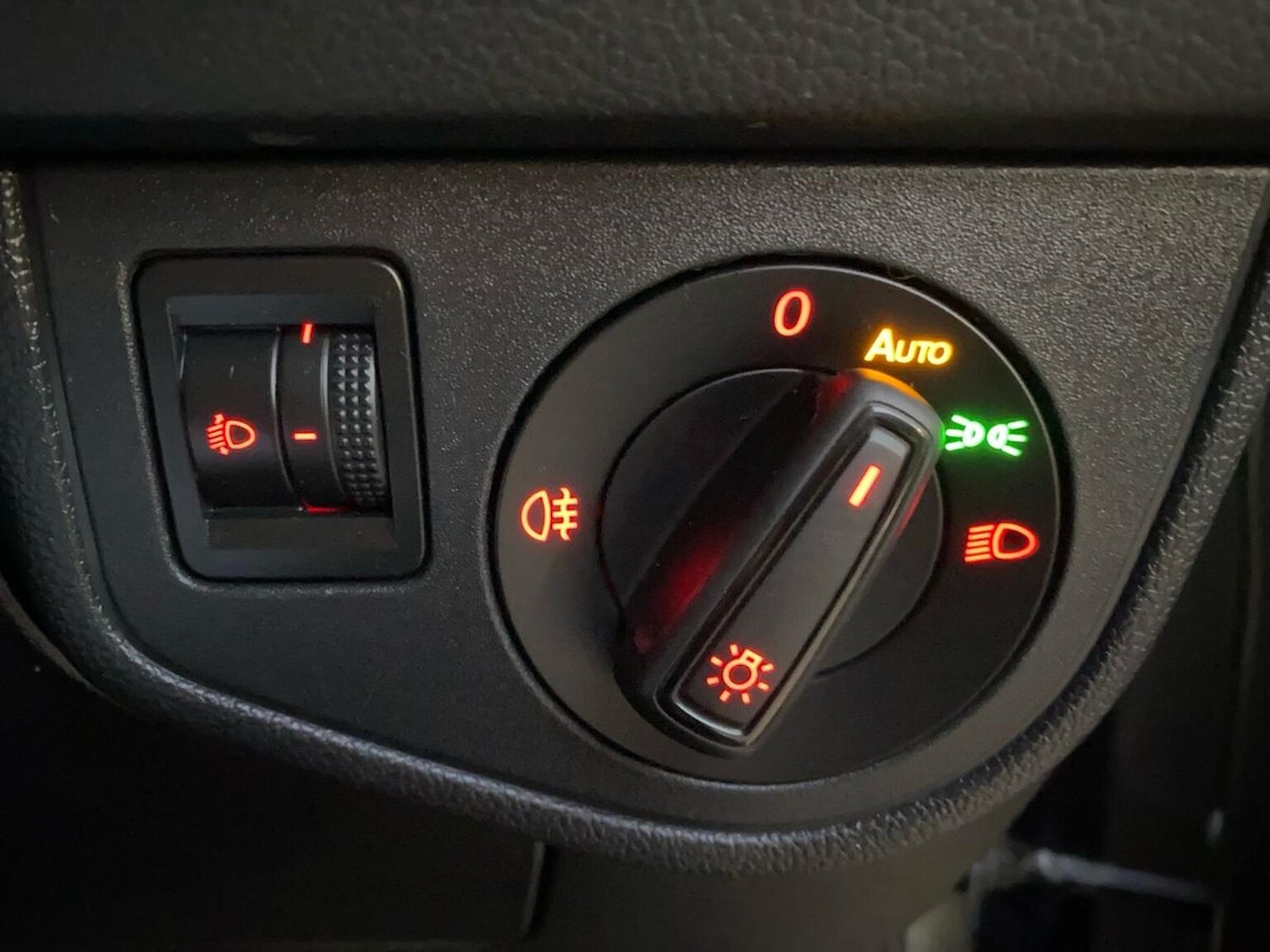 Used Volkswagen Polo 2019 for sale - 76643649: Photo 22