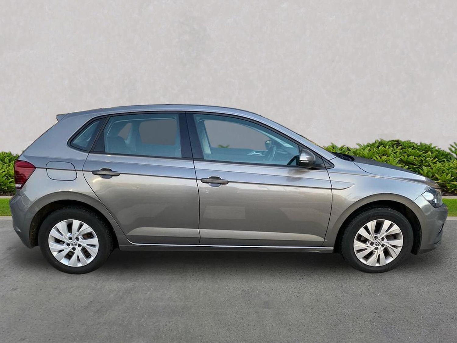 Used Volkswagen Polo 2019 for sale - 76643649: Photo 3