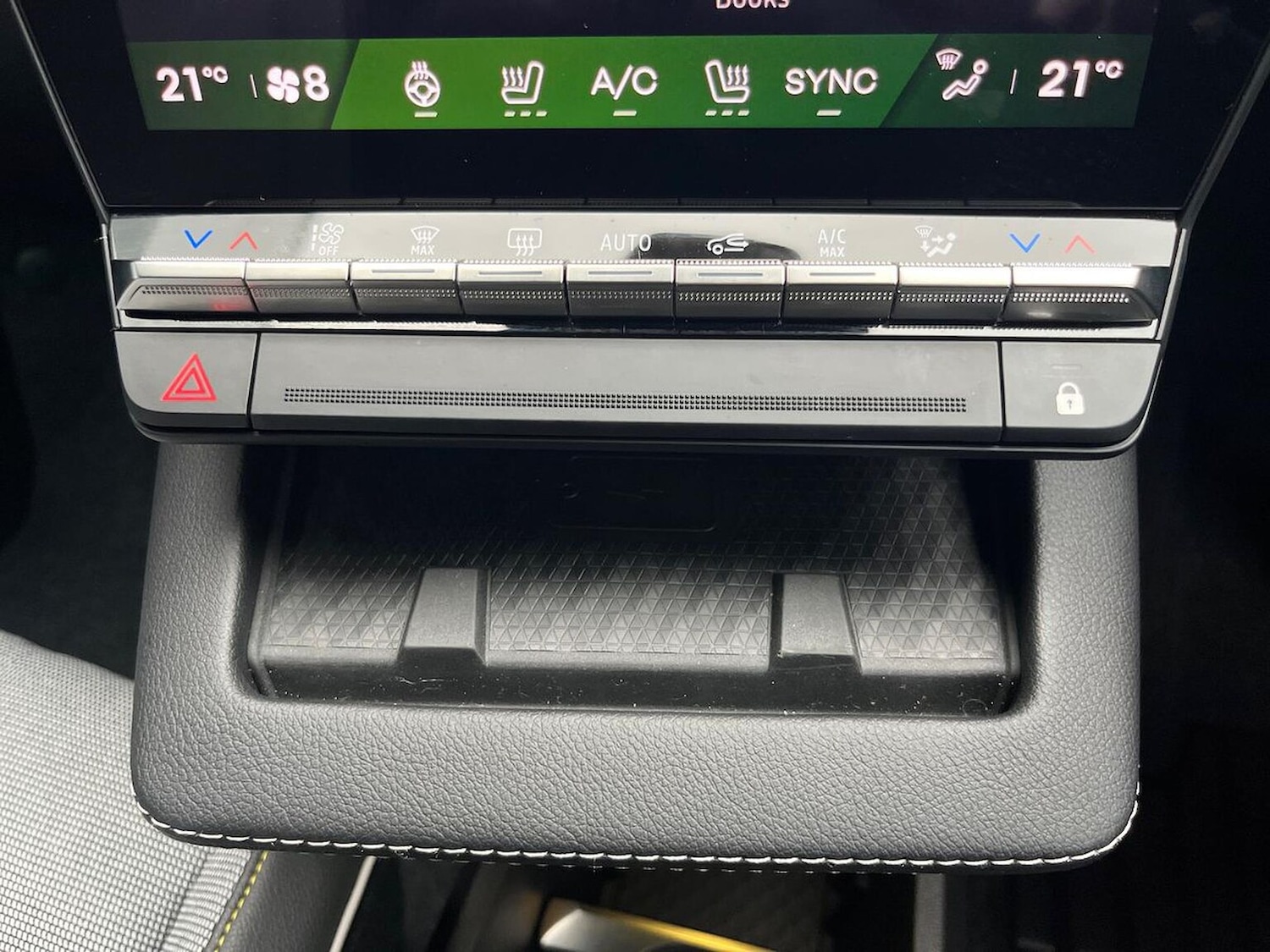 Used Renault Megane E Tech 2024 for sale - 77616774: Photo 12