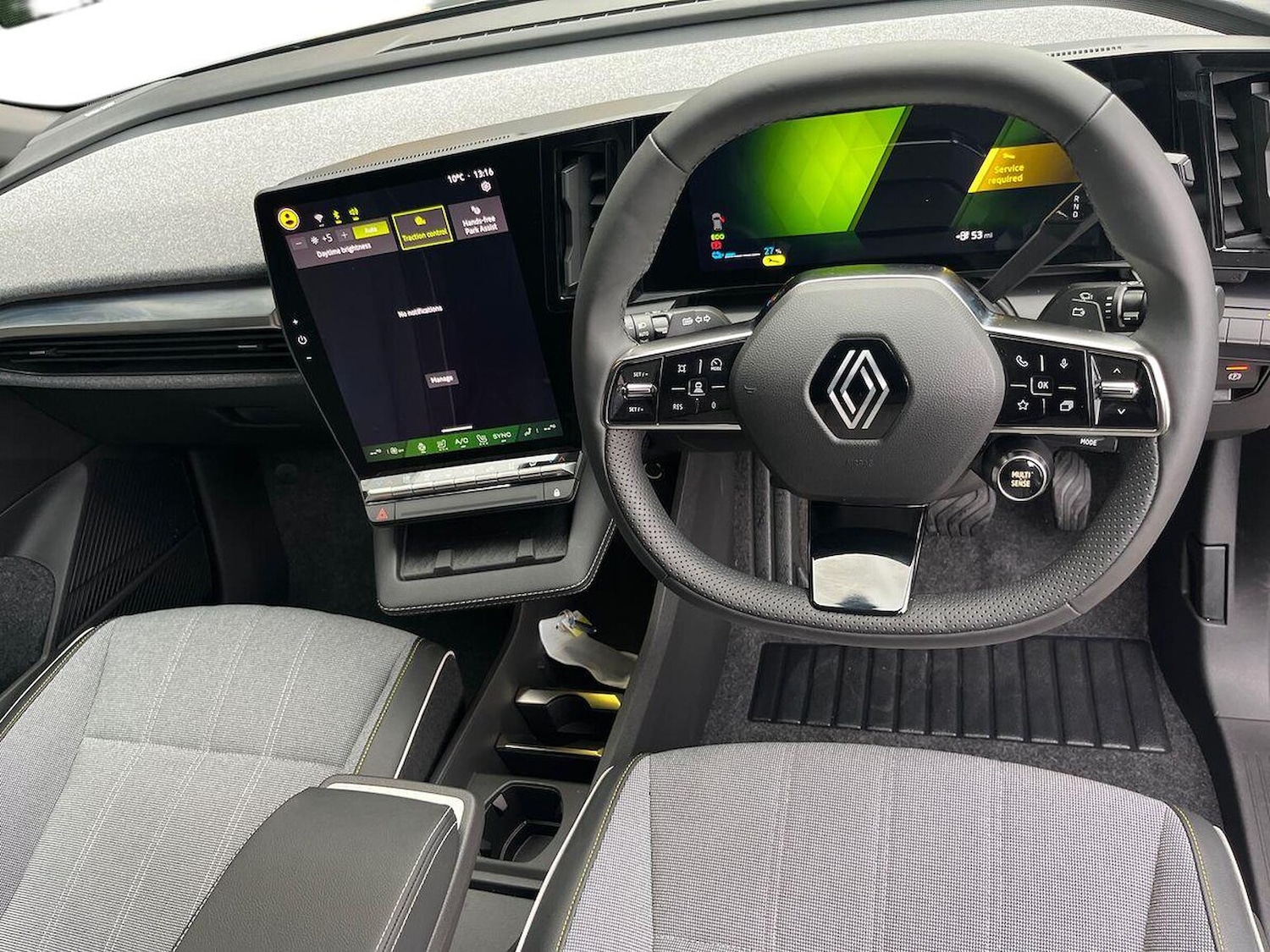 Used Renault Megane E Tech 2024 for sale - 77616774: Photo 9