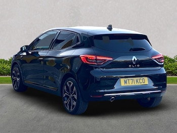 Used Renault Clio 2021 for sale - 76030460: Photo 2