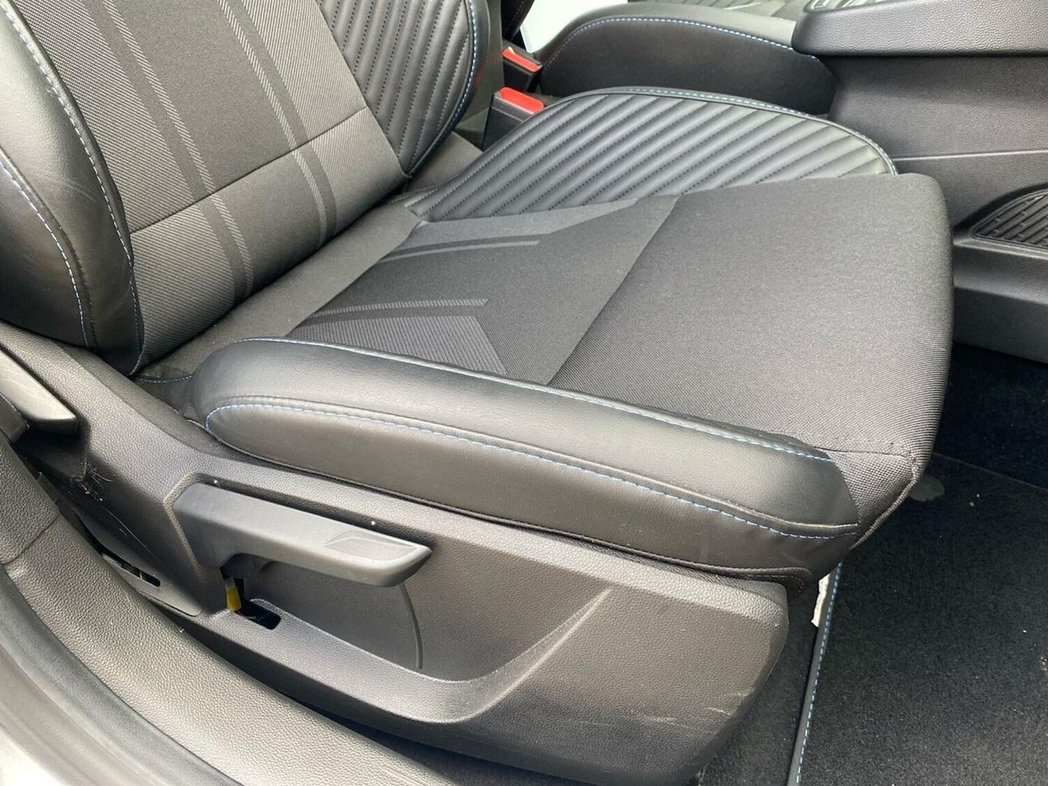 Used Renault Clio 2024 for sale - 78211174: Photo 32