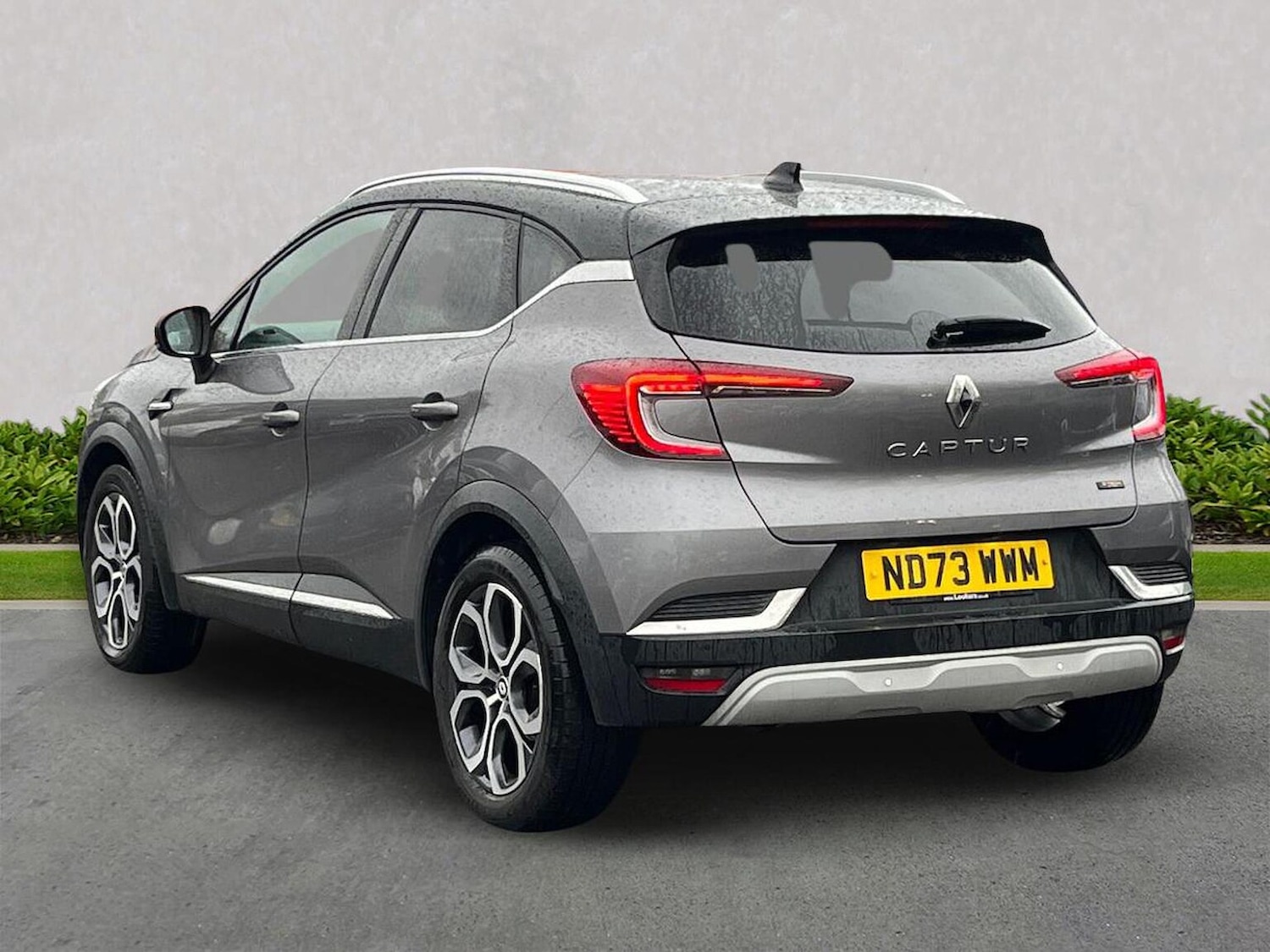 Used Renault Captur 2023 for sale - 76763410: Photo 2