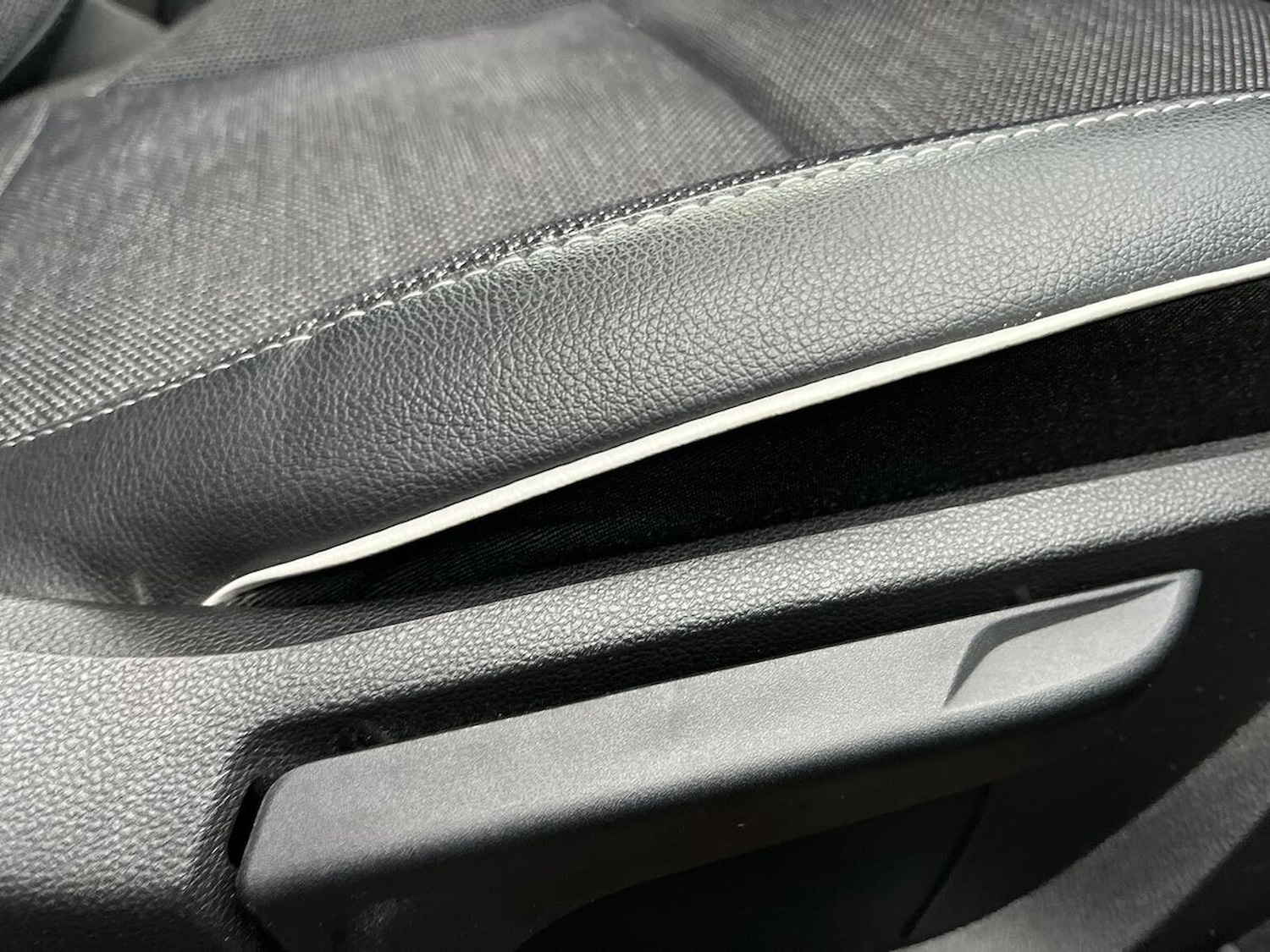 Used Renault Captur 2023 for sale - 76763410: Photo 30