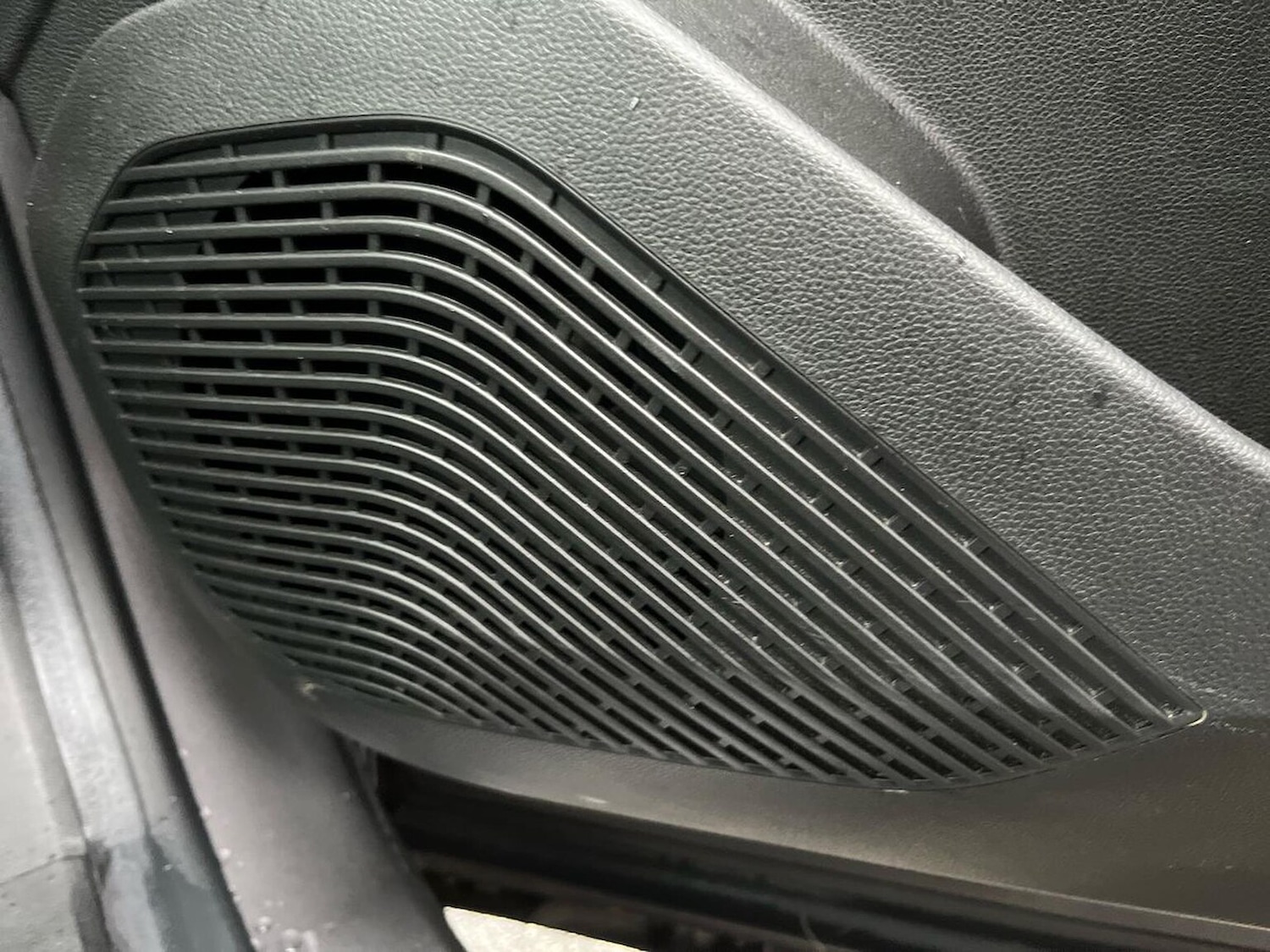 Used Renault Captur 2023 for sale - 76763410: Photo 31