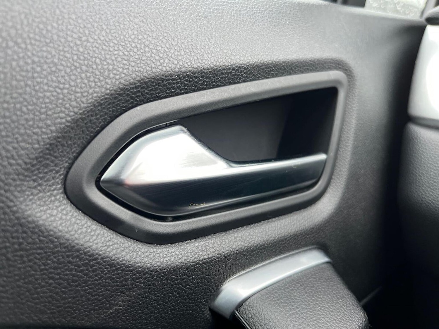 Used Renault Captur 2023 for sale - 76763410: Photo 41