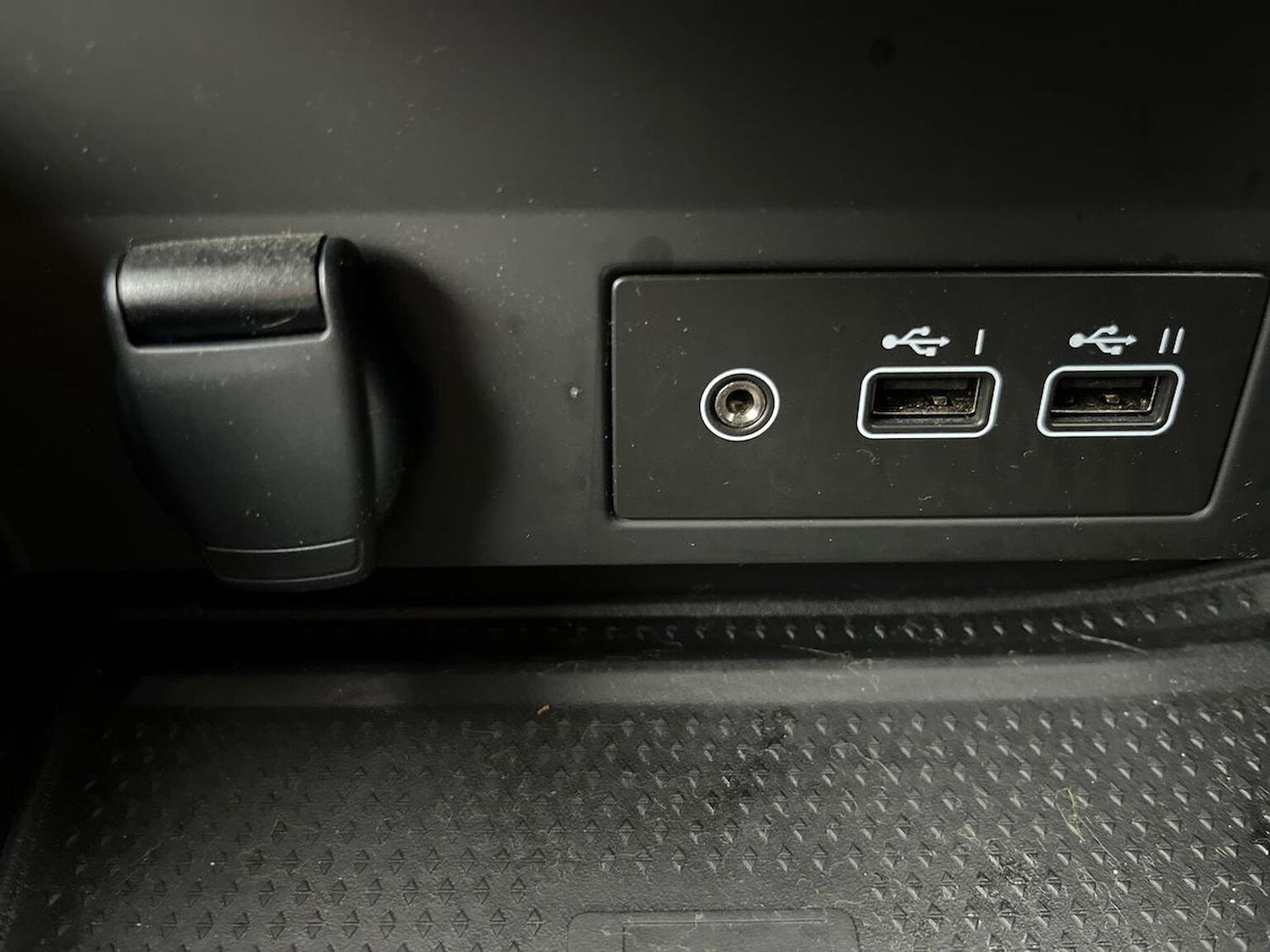 Used Renault Captur 2023 for sale - 76763410: Photo 43