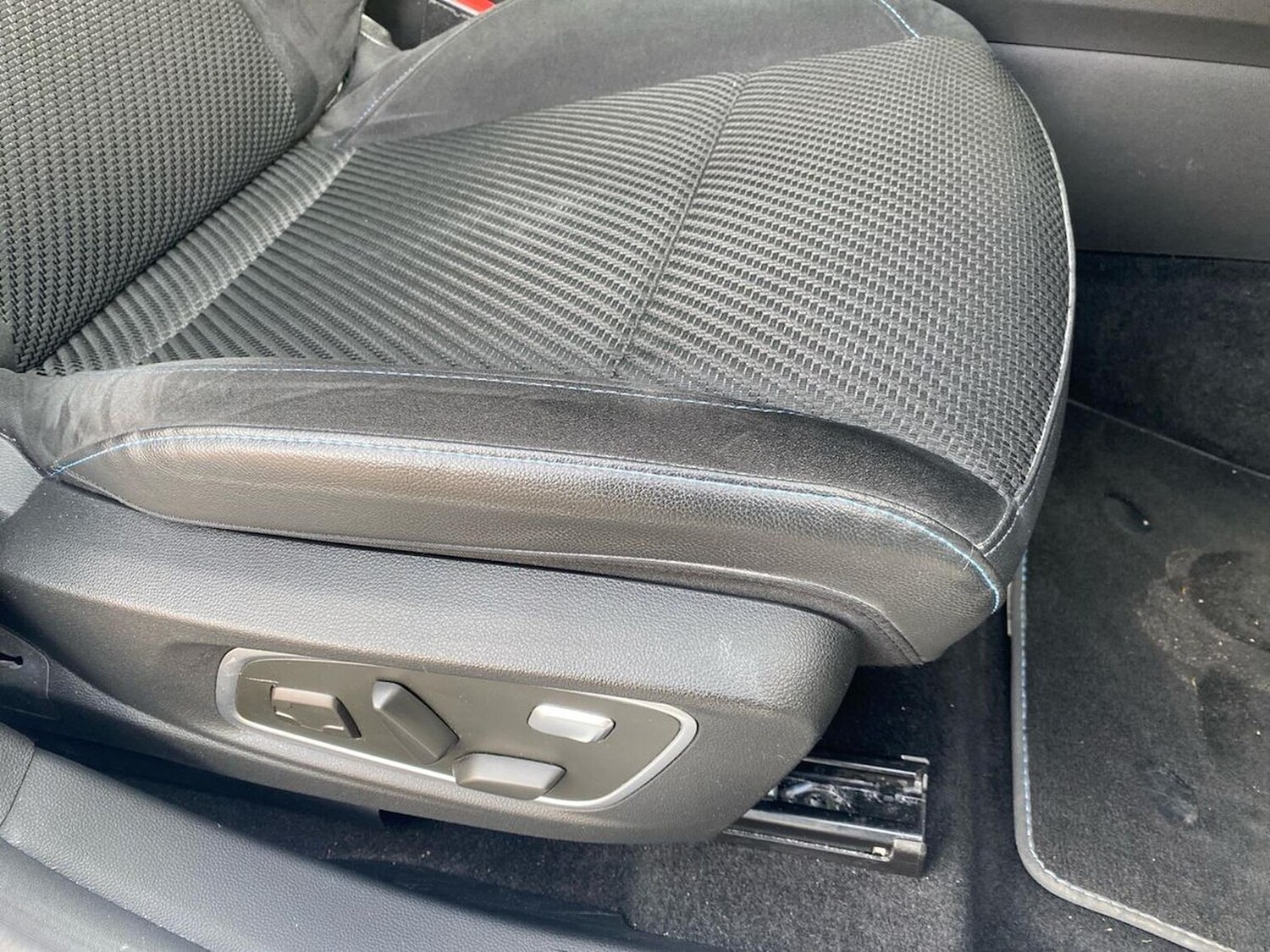 Used Renault Austral 2024 for sale - 78211131: Photo 32