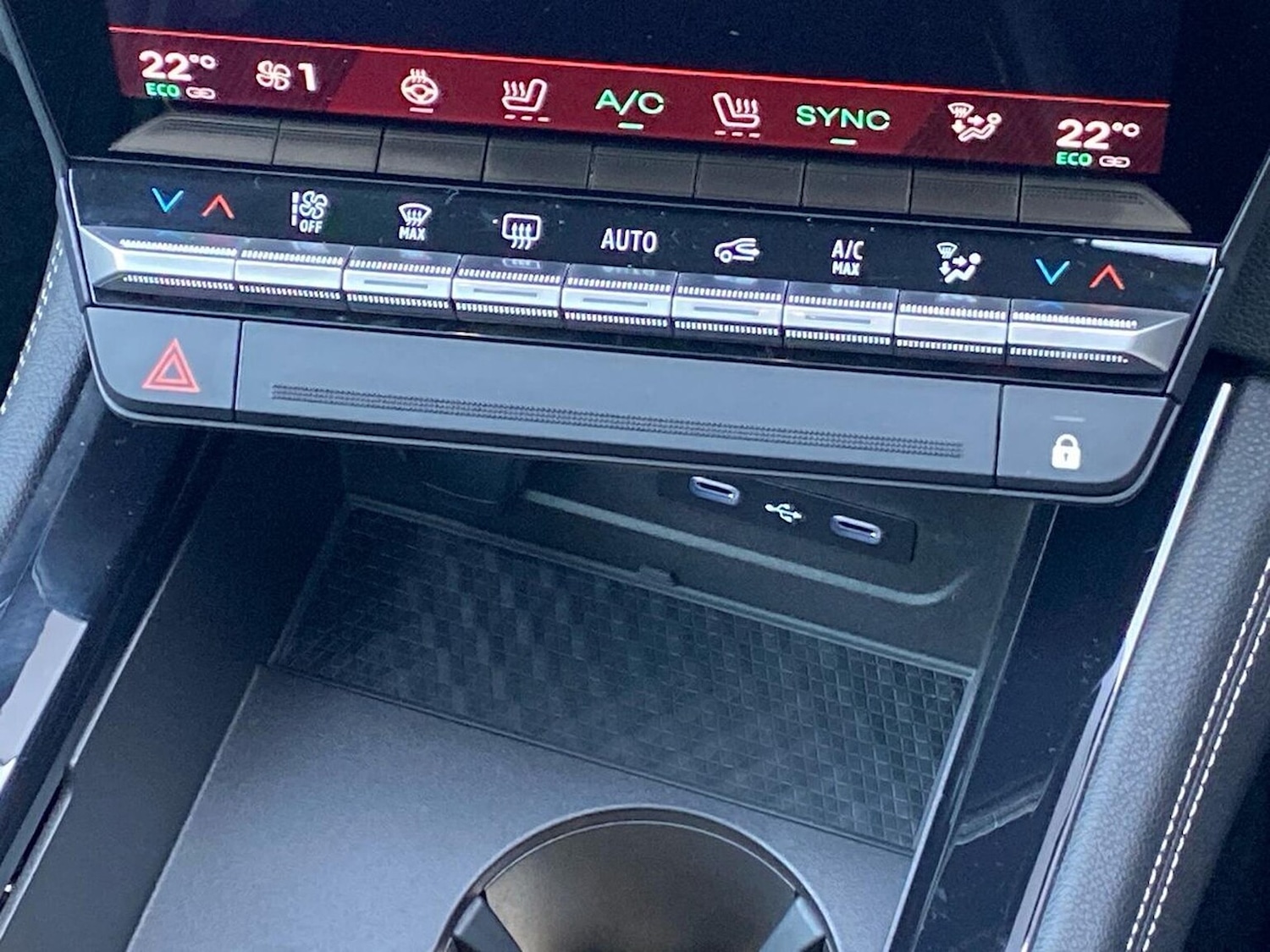 Used Renault Austral 2025 for sale - 76918976: Photo 12