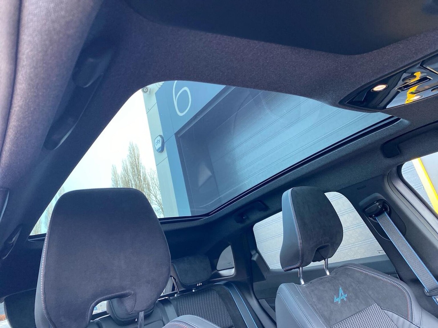 Used Renault Austral 2025 for sale - 76918976: Photo 32