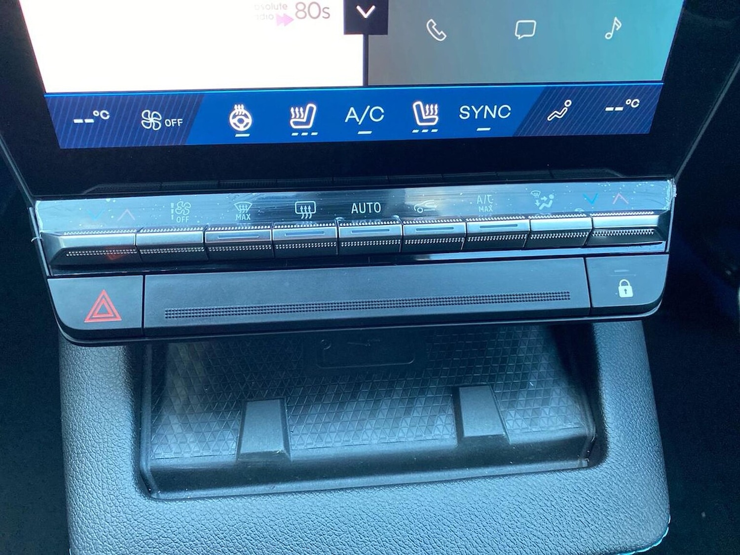 Used Renault Scenic E-Tech 2024 for sale - 77542509: Photo 12