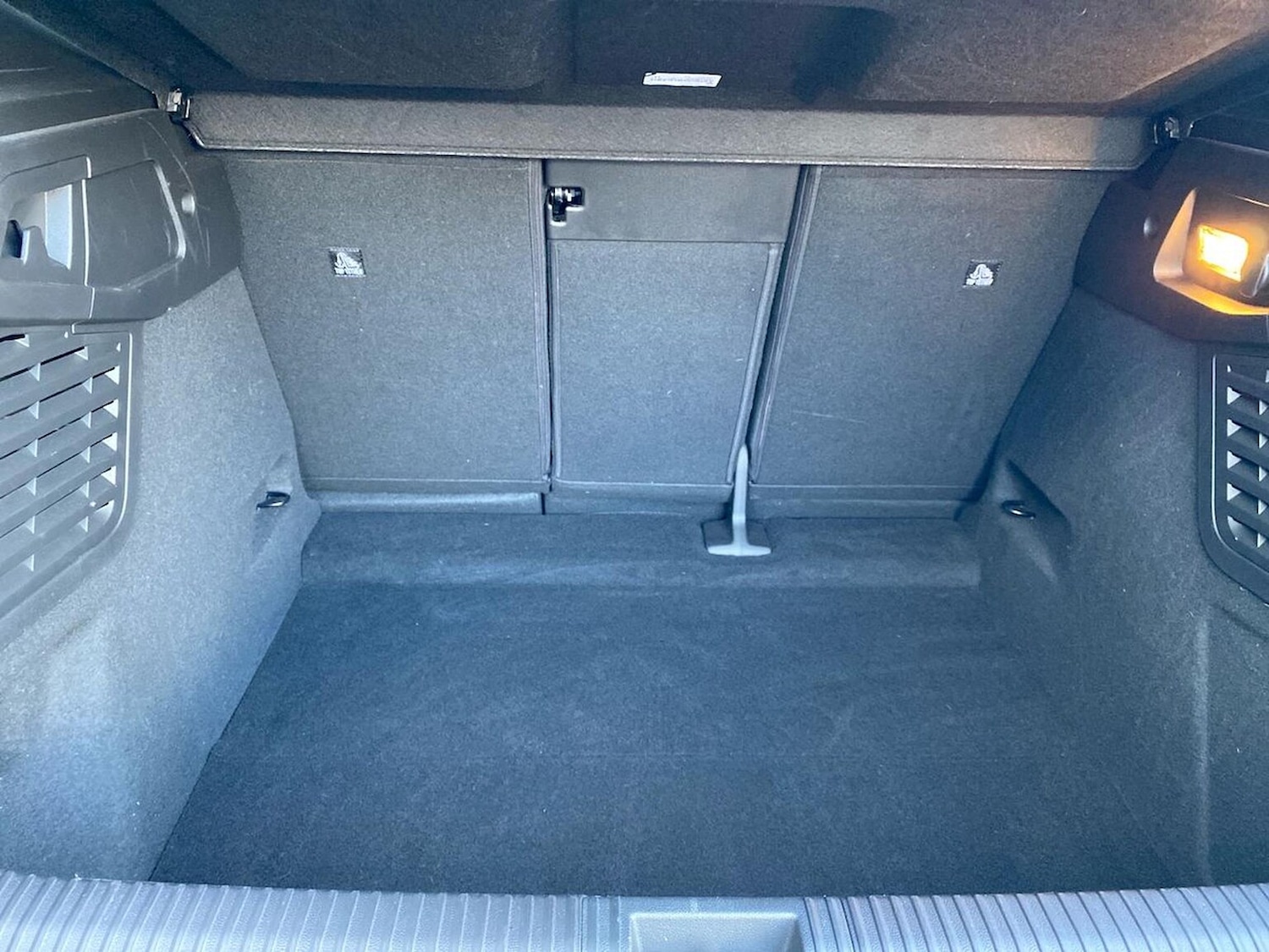 Used Renault Scenic E-Tech 2024 for sale - 77542509: Photo 17