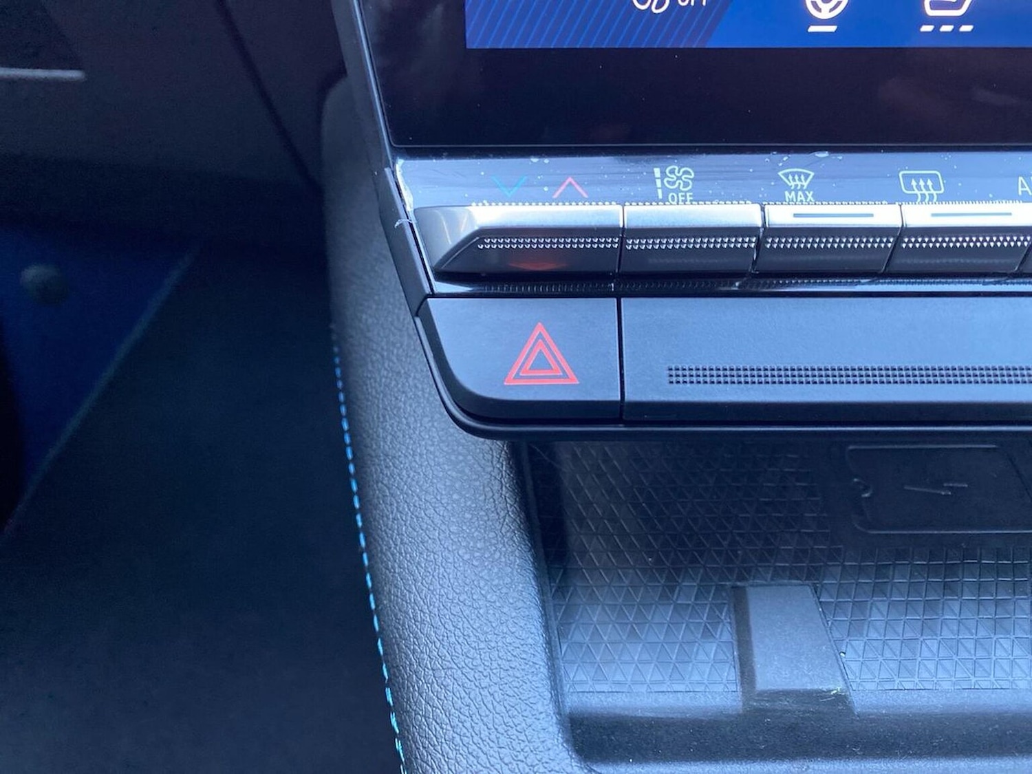 Used Renault Scenic E-Tech 2024 for sale - 77542509: Photo 22