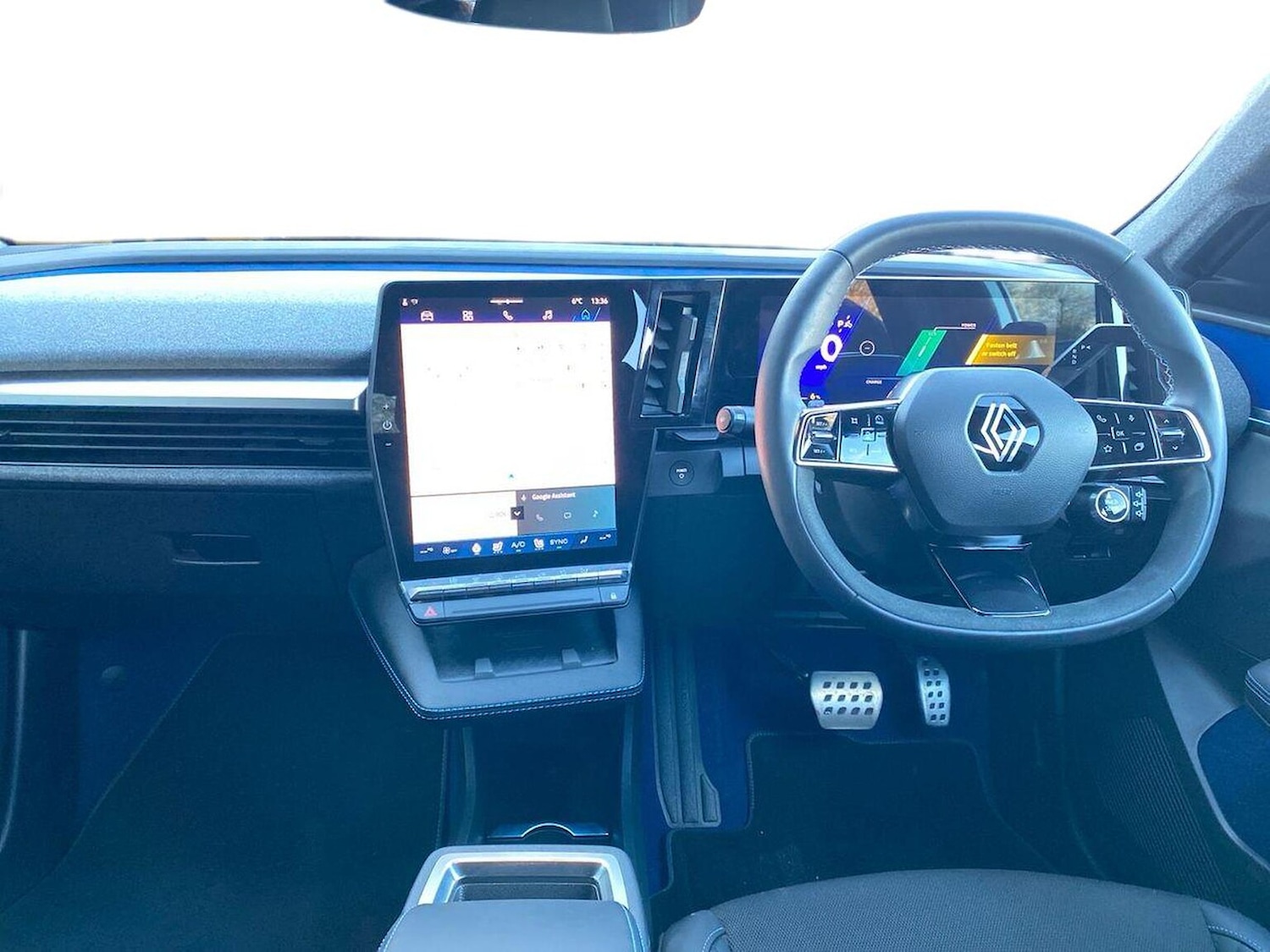 Used Renault Scenic E-Tech 2024 for sale - 77542509: Photo 8