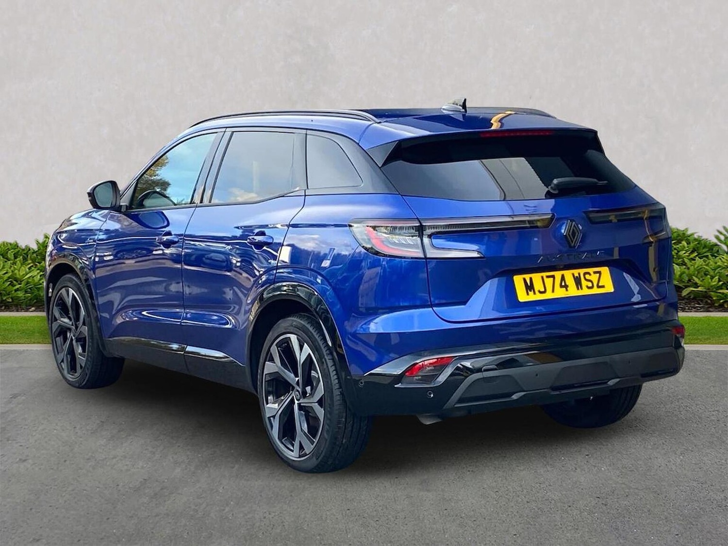 Used Renault Austral 2024 for sale - 76403424: Photo 2