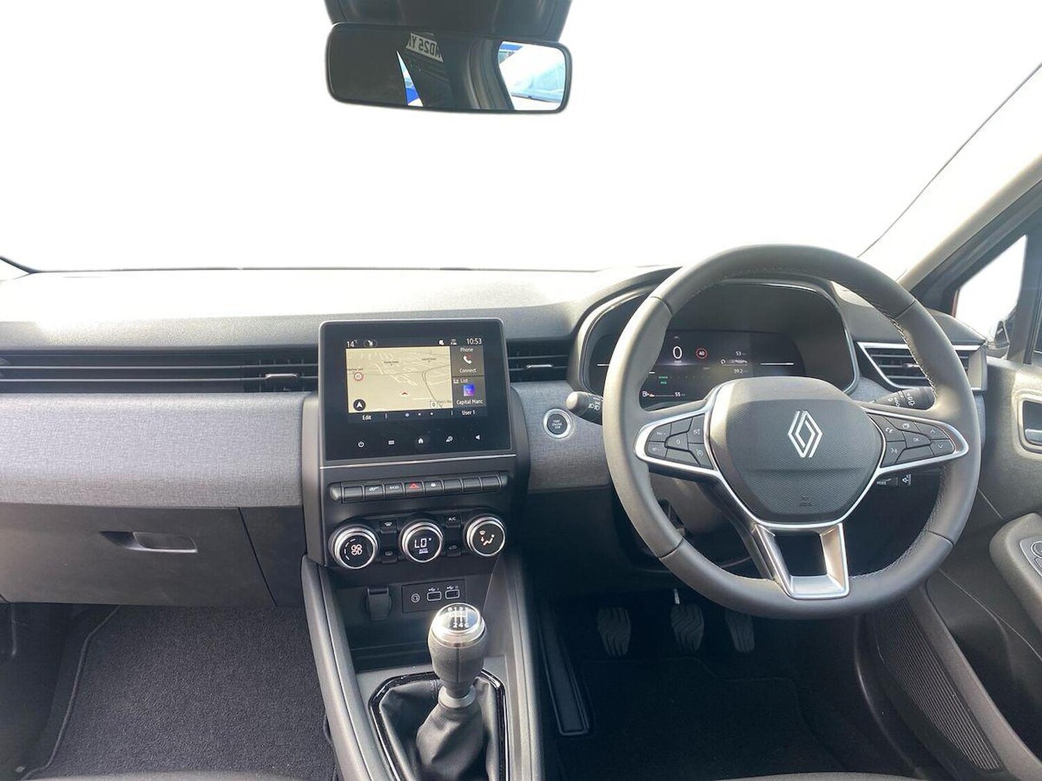 Used Renault Clio 2025 for sale - 76681747: Photo 8