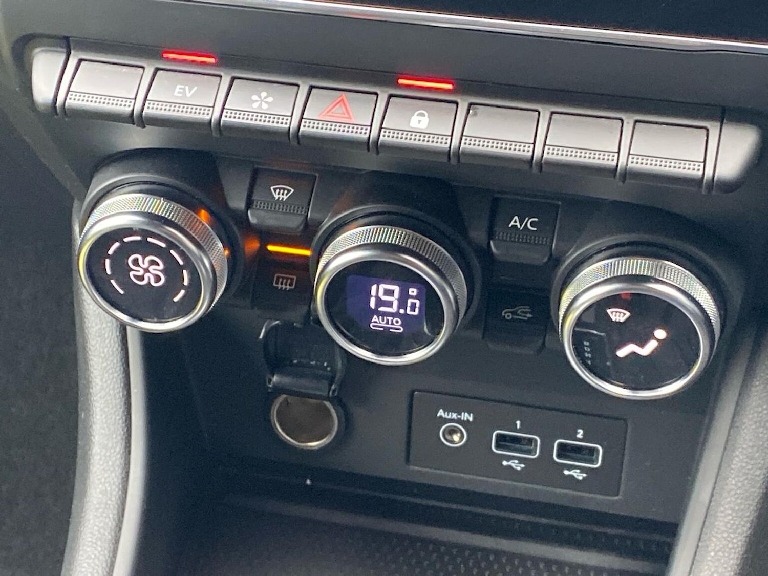 Used Renault Captur 2022 for sale - 76464657: Photo 12