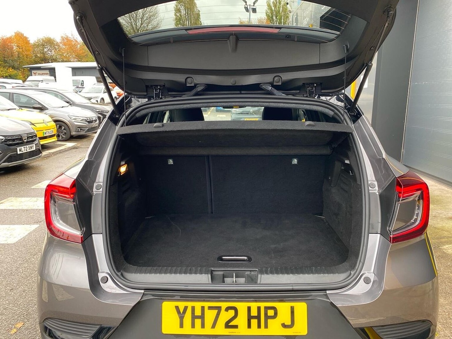 Used Renault Captur 2022 for sale - 76464657: Photo 17