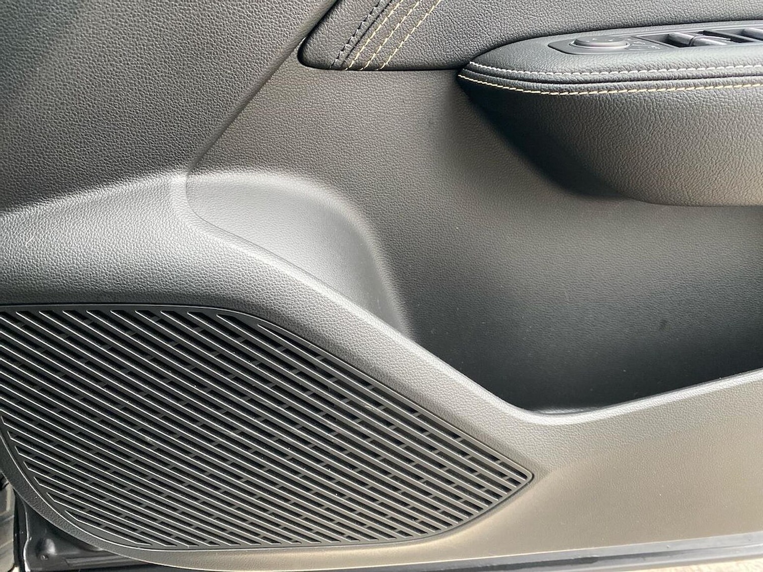 Used Renault Arkana 2023 for sale - 77984052: Photo 31