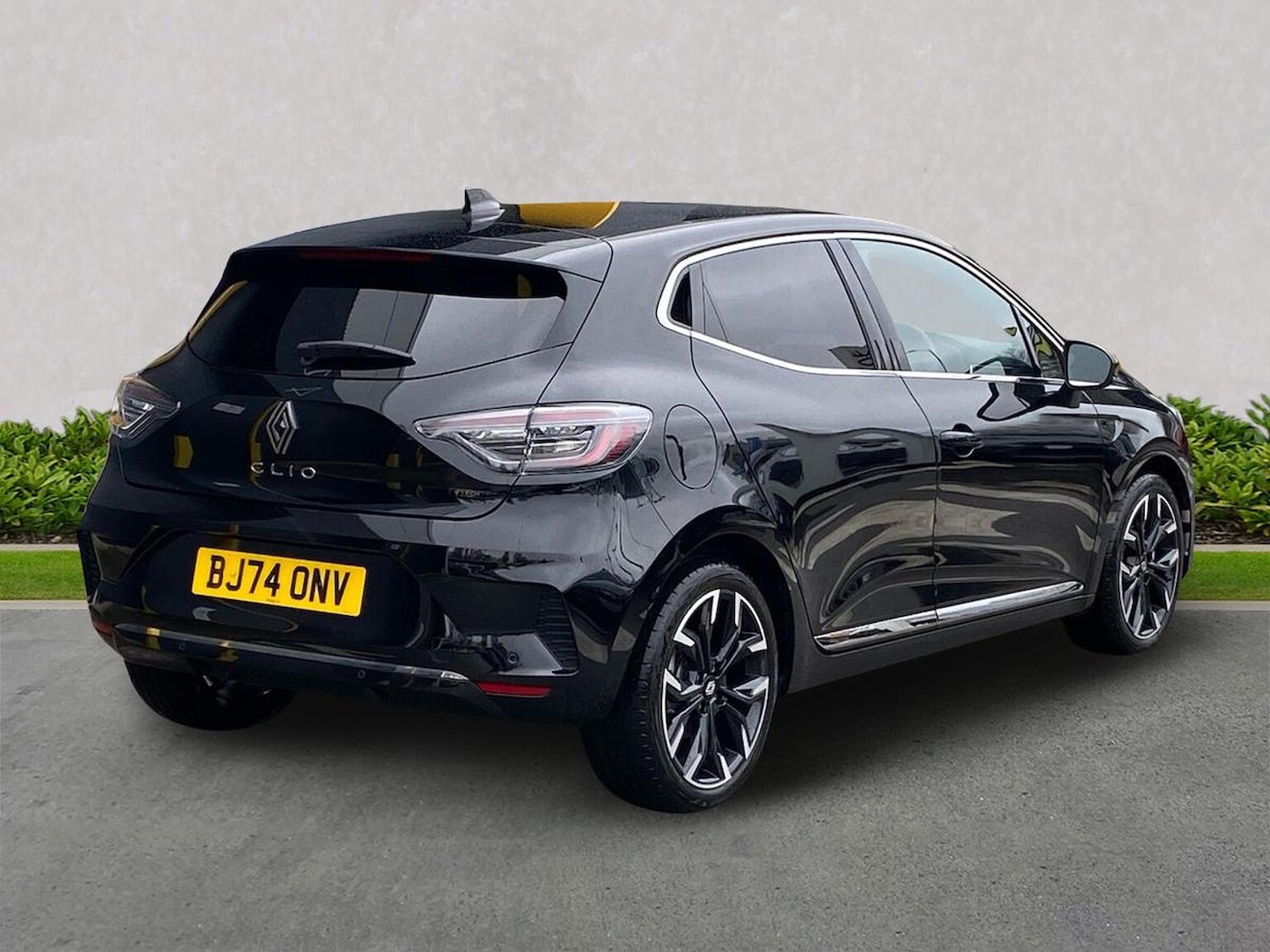 Used Renault Clio 2024 for sale - 76969957: Photo 18