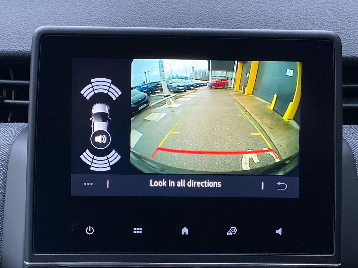 Used Renault Clio 2024 for sale - 76969957: Photo 23