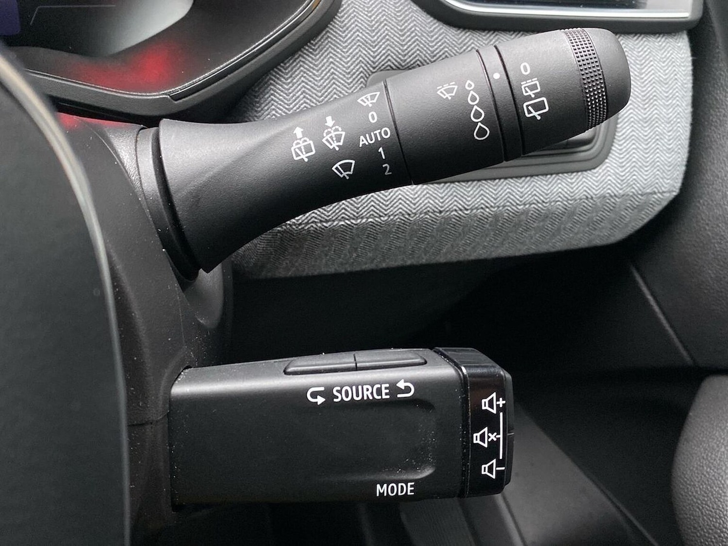 Used Renault Clio 2024 for sale - 76969957: Photo 29