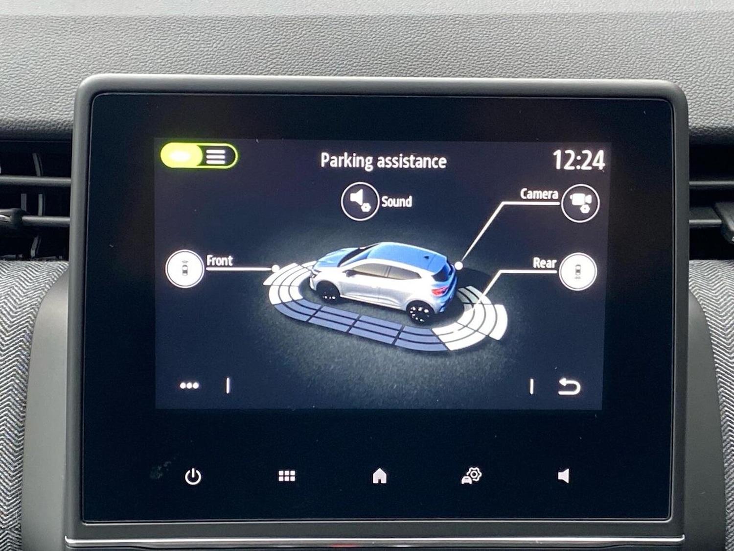 Used Renault Clio 2024 for sale - 76969957: Photo 32