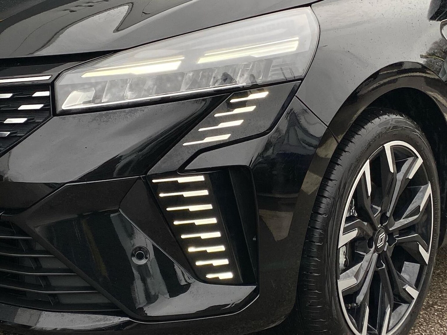 Used Renault Clio 2024 for sale - 76969957: Photo 34