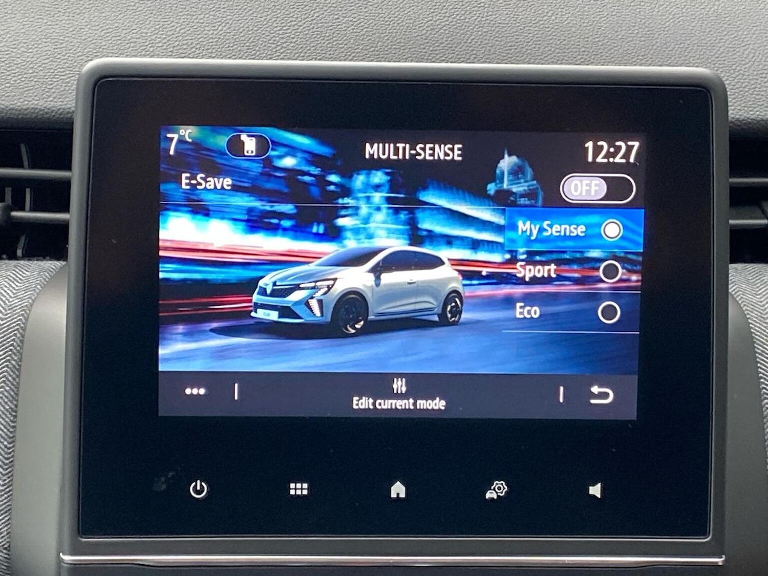 Used Renault Clio 2024 for sale - 76969957: Photo 45