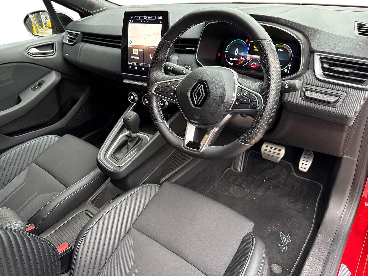 Used Renault Clio 2024 for sale - 78194654: Photo 17